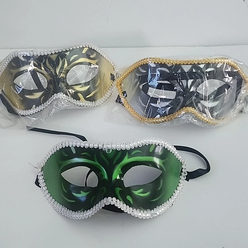 Colorful Masquerade Masks Set Costume